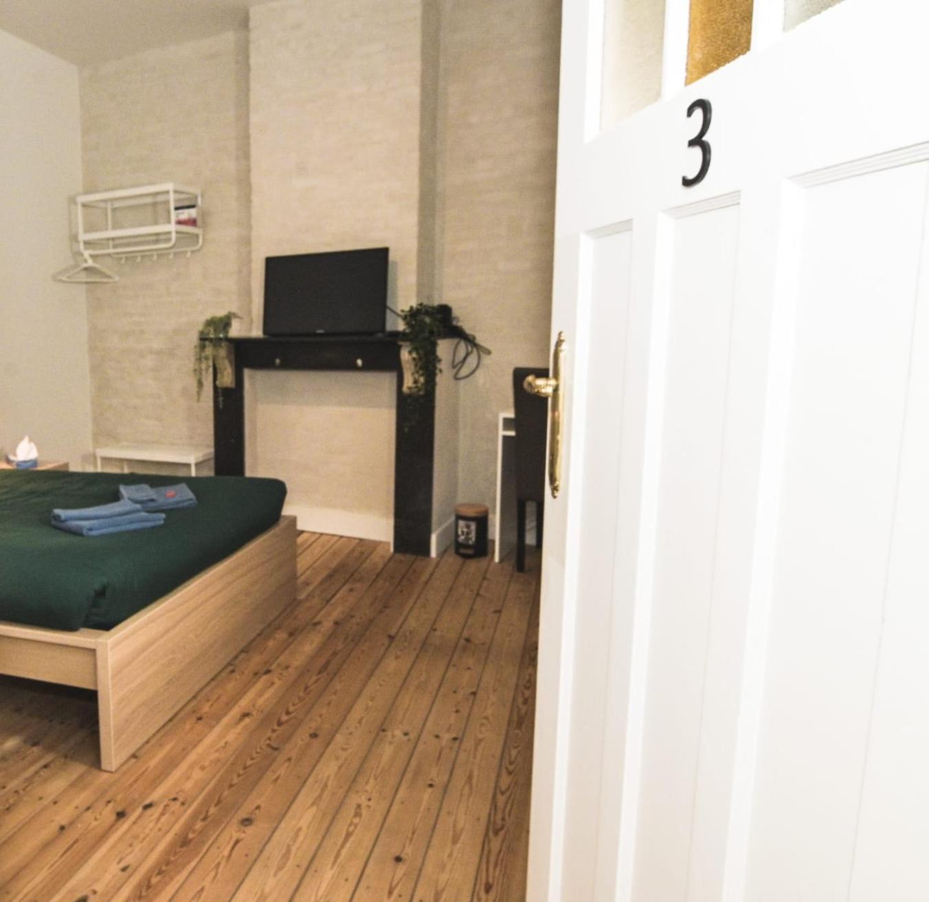 Cozy And Confortable Room Near Brussels Central Station Luaran gambar